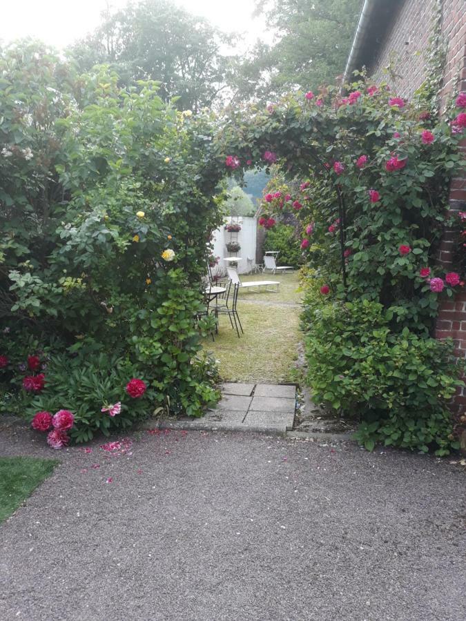Gite Au Bord Du Lac Montville Экстерьер фото